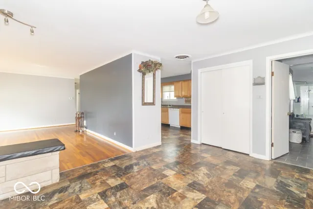 $239,900 | 732 East County Road 300 South, New Castle, IN 47362