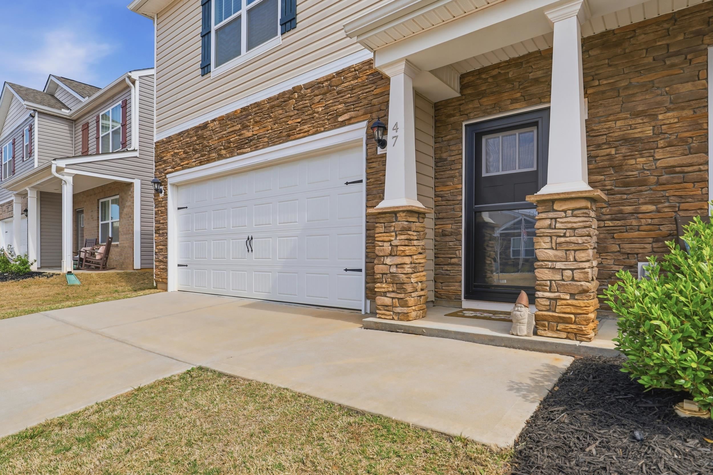 47 Oak Edge Lane Greer, SC 29651 - Photo 2 of 50