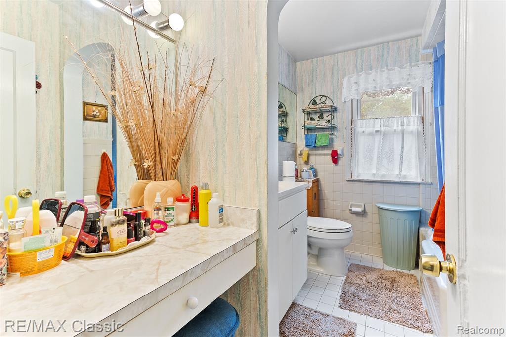 25789 Code Road Southfield, MI 48033 - Photo 14 of 35 Gallery Image 14
