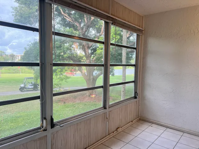 $1,725 | 4501 Martinique Way, Unit F2, Coconut Creek, FL 33066