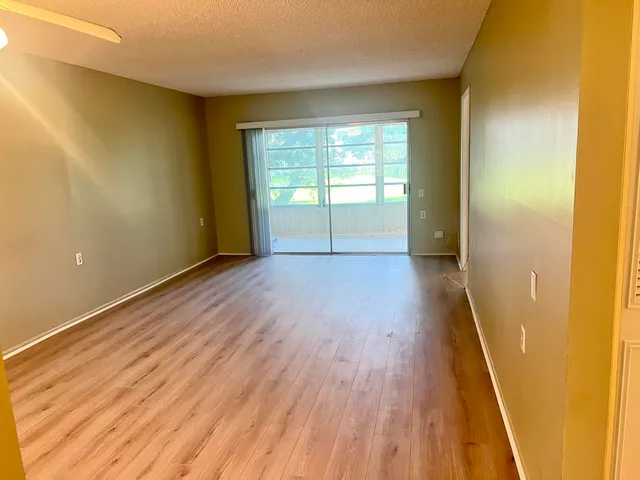 $1,725 | 4501 Martinique Way, Unit F2, Coconut Creek, FL 33066