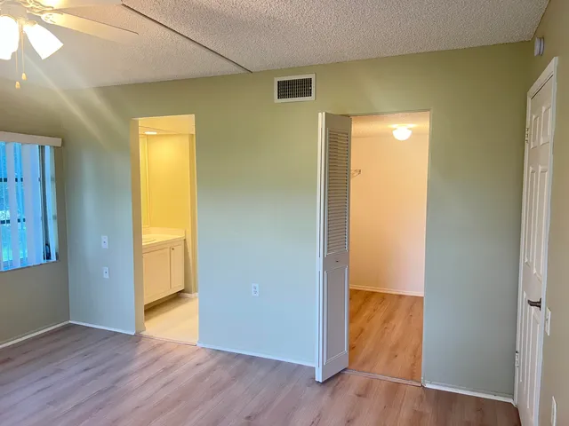 $1,725 | 4501 Martinique Way, Unit F2, Coconut Creek, FL 33066