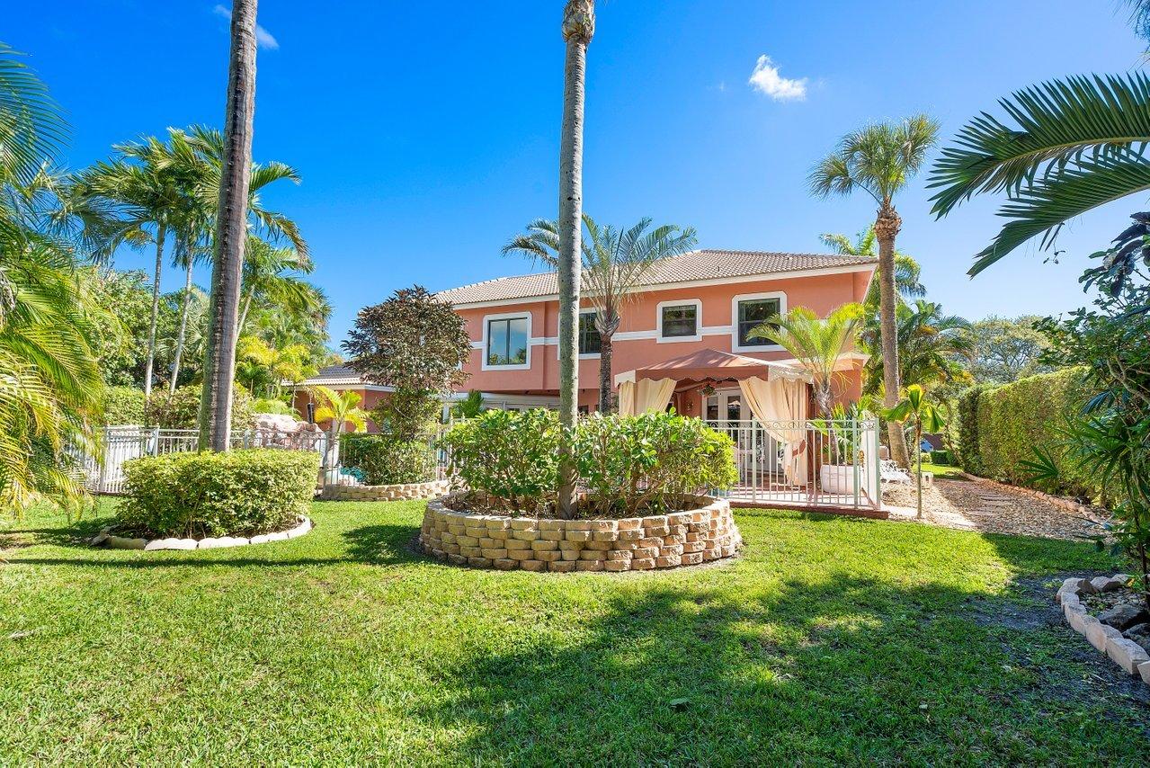 1161 Southwest 19th Avenue Boca Raton, FL 33486 - Photo 11 of 60 Backyard