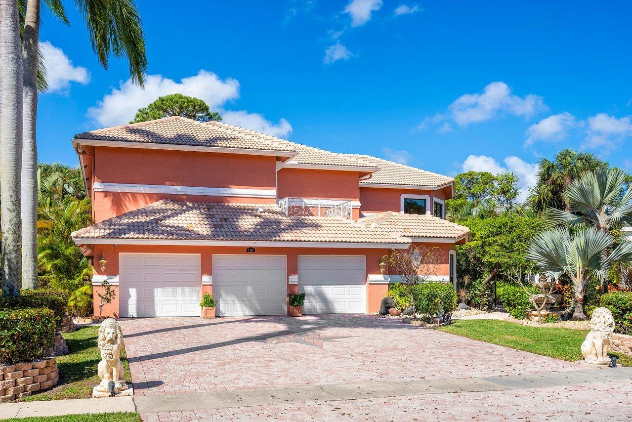 1161 Southwest 19th Avenue Boca Raton, FL 33486 - Photo 13 of 60 3 Garage Bays