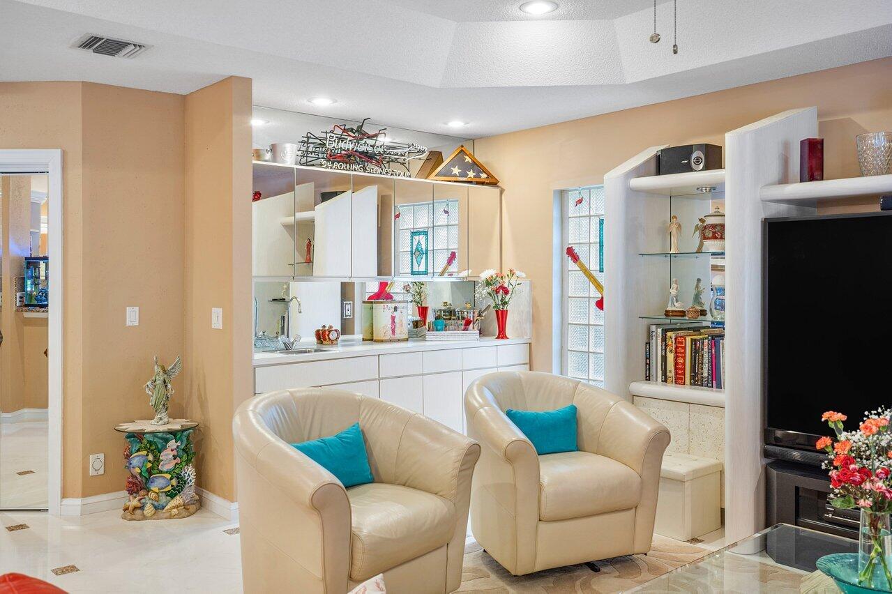 1161 Southwest 19th Avenue Boca Raton, FL 33486 - Photo 26 of 60 Wet Bar