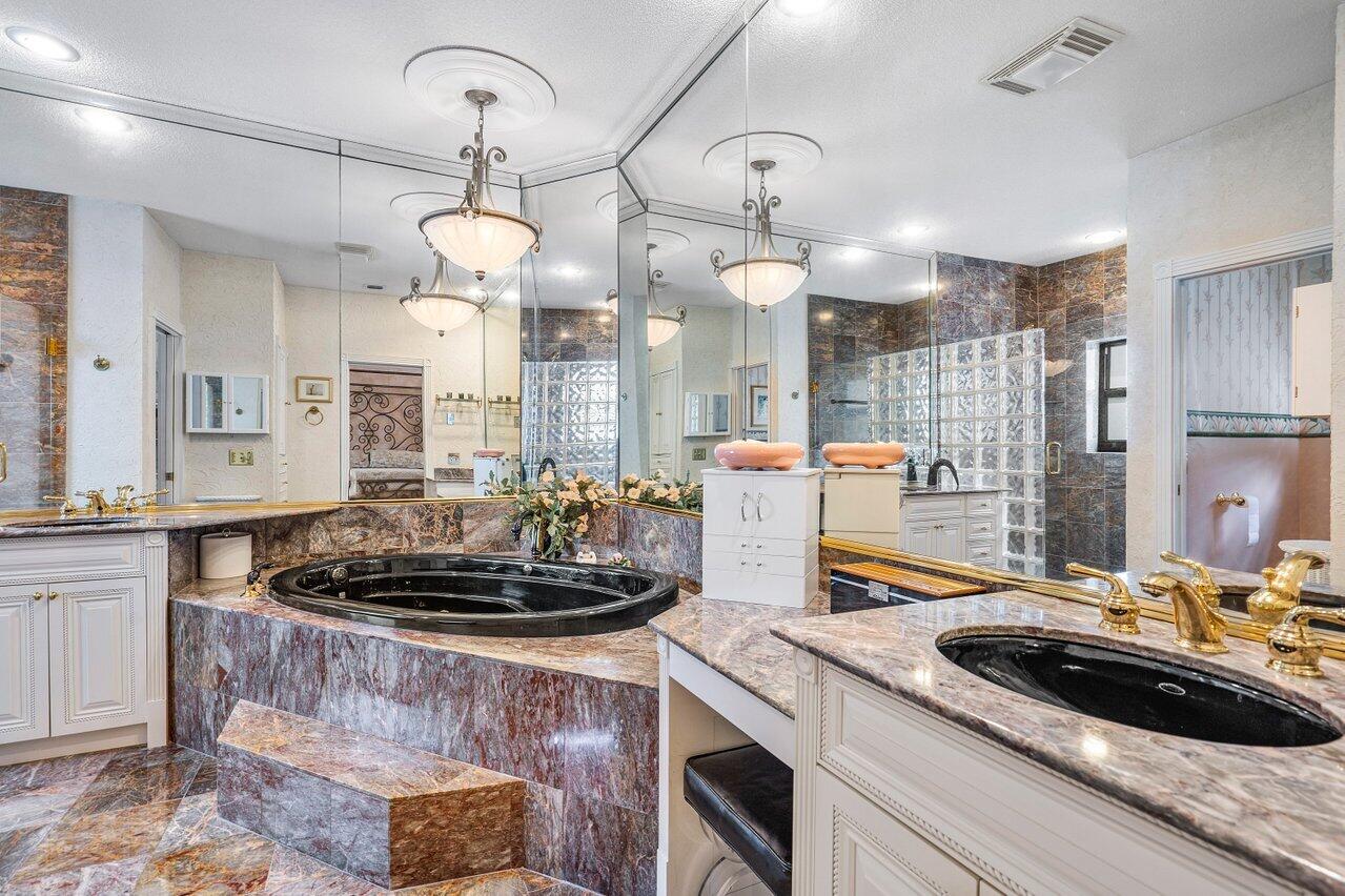 1161 Southwest 19th Avenue Boca Raton, FL 33486 - Photo 37 of 60 Master Bath