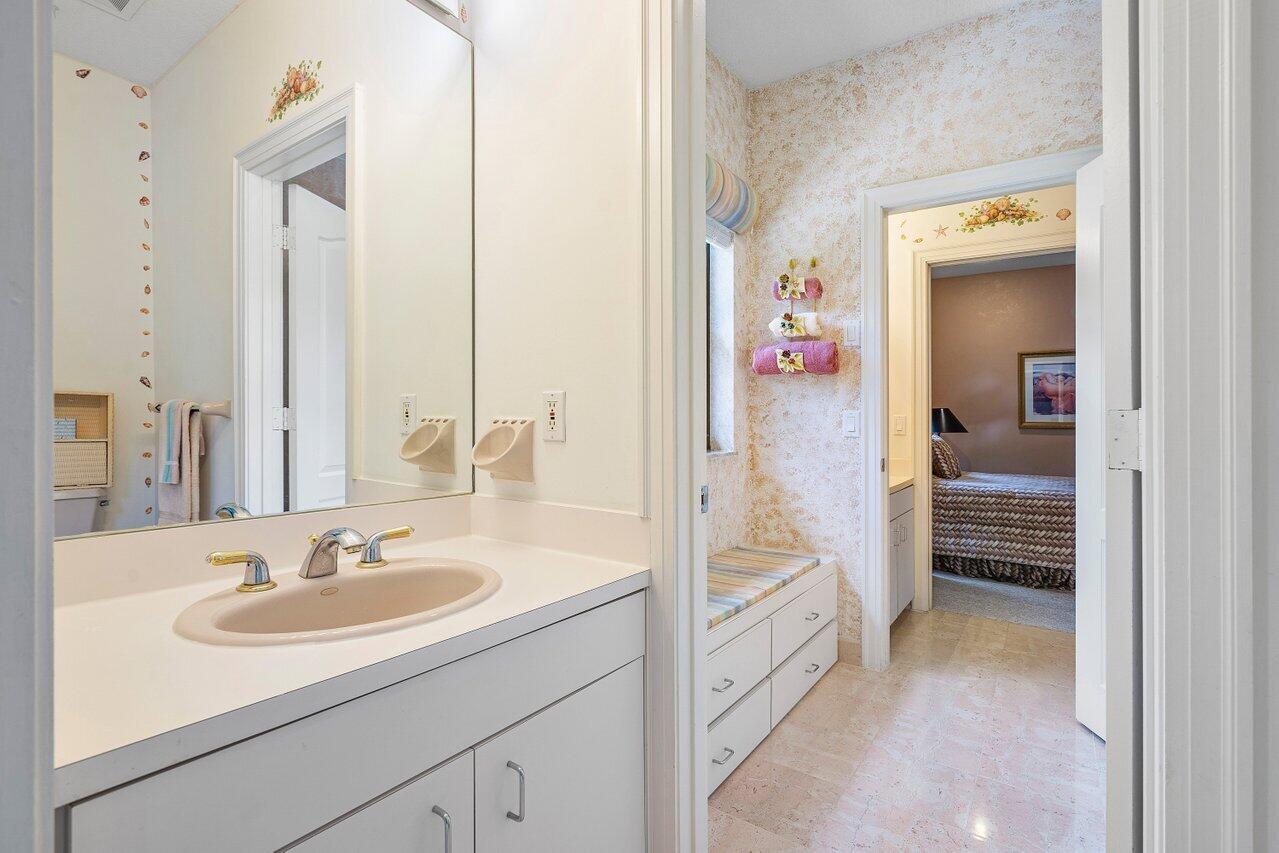 1161 Southwest 19th Avenue Boca Raton, FL 33486 - Photo 41 of 60 Bathroom