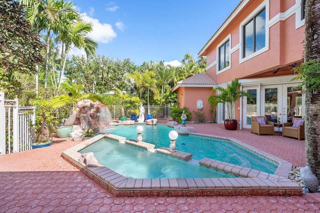 1161 Southwest 19th Avenue Boca Raton, FL 33486 - Photo 44 of 60 Pool/Patio