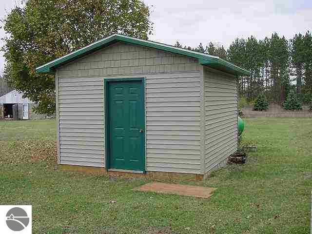 16634 Springdale Road Thompsonville, MI 49683 - Photo 13 of 13 1698064-12.JPG