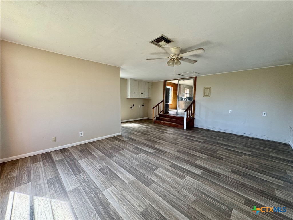 471 Old Goliad Road Victoria, TX 77905 - Photo 5 of 15