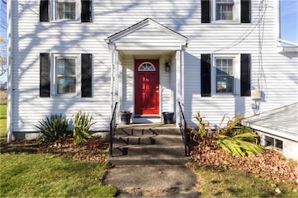 119 Northboro Road Southborough, MA 01772 - Photo 3 of 21 Gallery Image 3