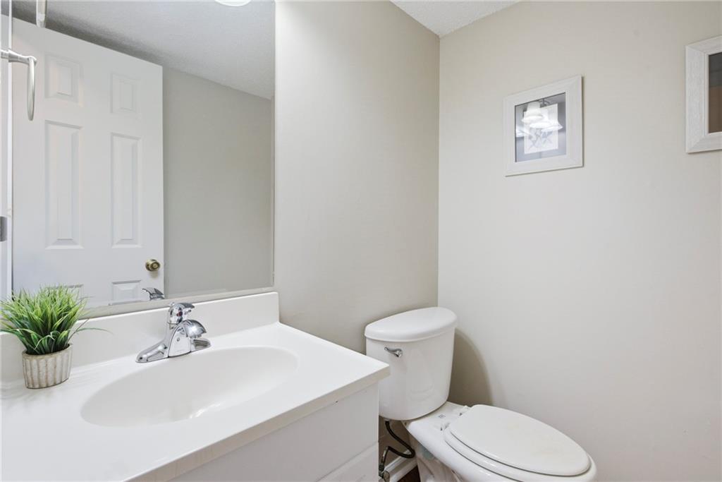 1787 Ridgeway Avenue Northwest Atlanta, GA 30318 - Photo 4 of 37