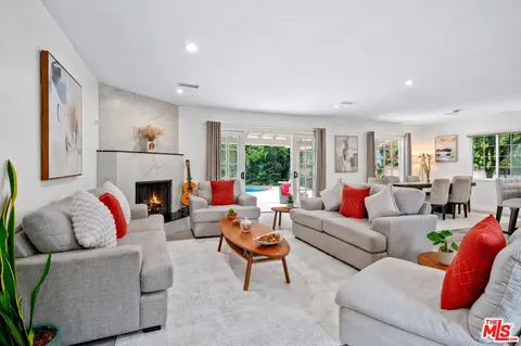 $1,599,000 | 14346 Killion Street, Sherman Oaks, CA 91401