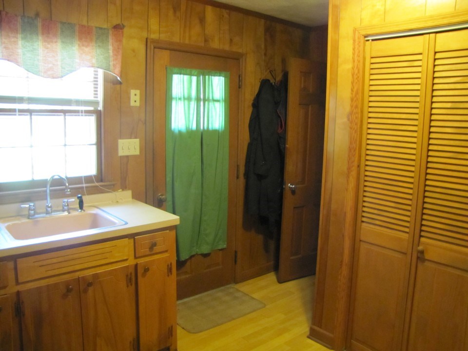 209 Bagwell Road Roebuck, SC 29376 - Photo 8 of 25