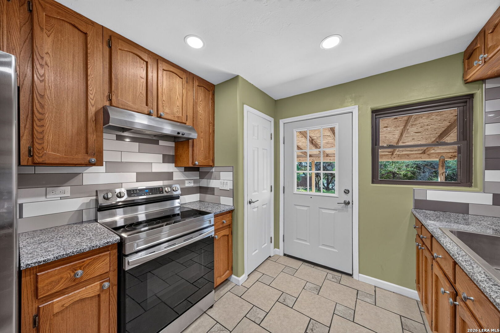 190 Rosenberry Bulverde, TX 78163 - Photo 16 of 28 Gallery Image 16