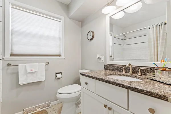 $225,000 | 215 North Hill Street, Marshall, MN 56258