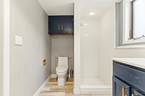 $225,000 | 215 North Hill Street, Marshall, MN 56258