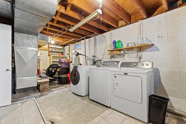 $225,000 | 215 North Hill Street, Marshall, MN 56258