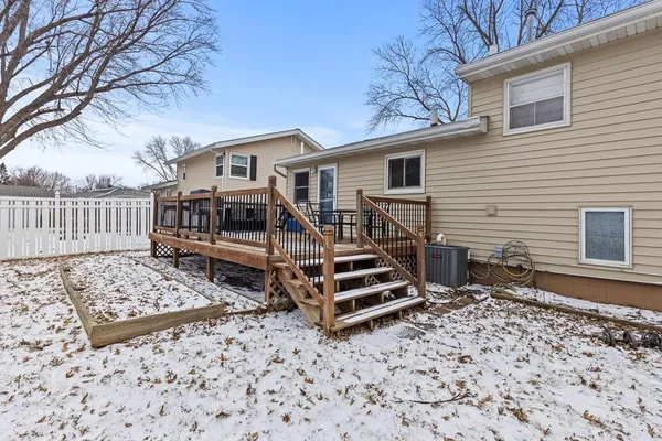 $225,000 | 215 North Hill Street, Marshall, MN 56258