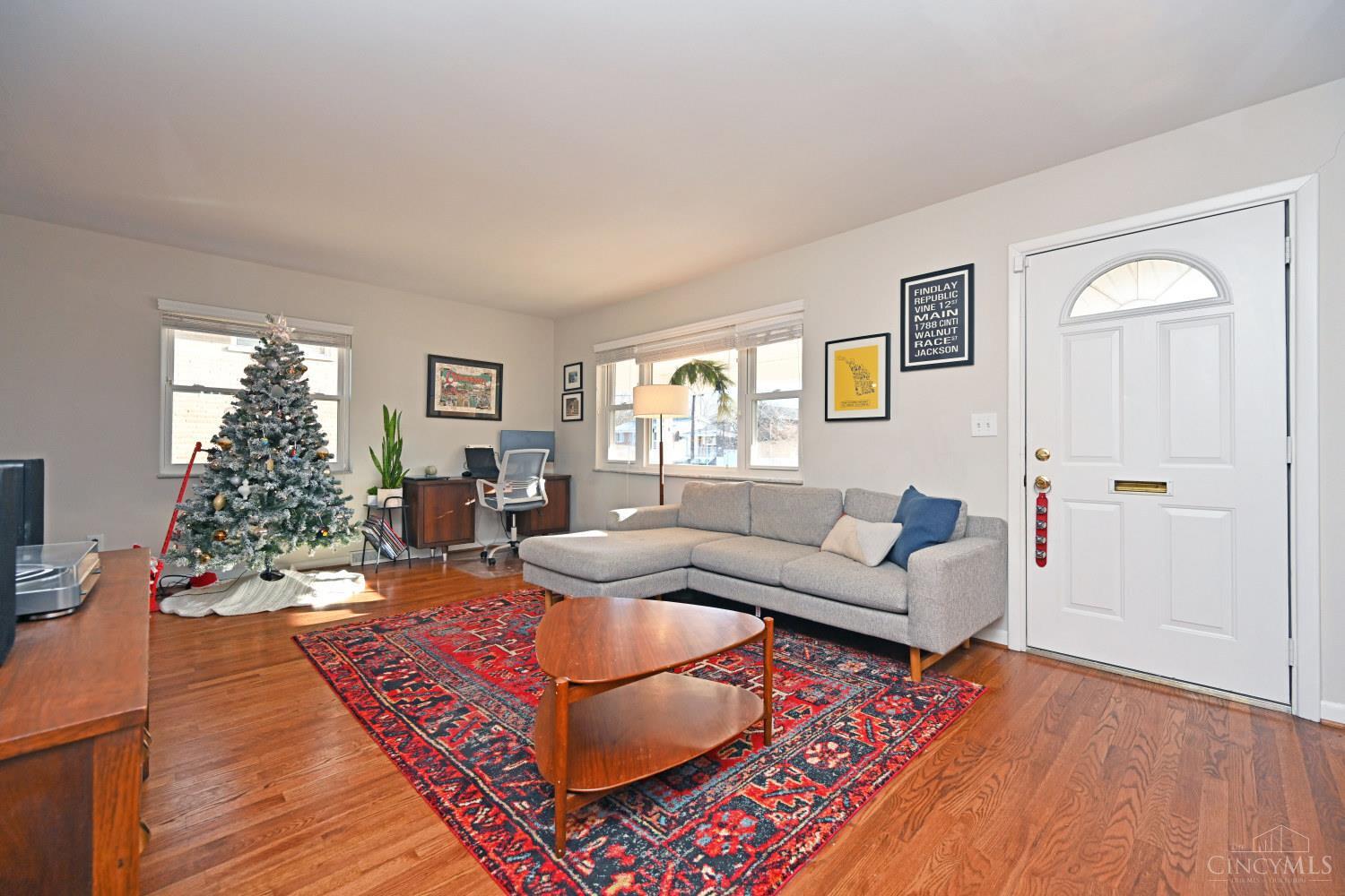 1337 Voll Road Cincinnati, OH 45230 - Photo 6 of 40 Gallery Image 6