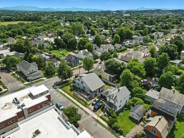 $524,900 | 227 North Avenue, Burlington, VT 05401