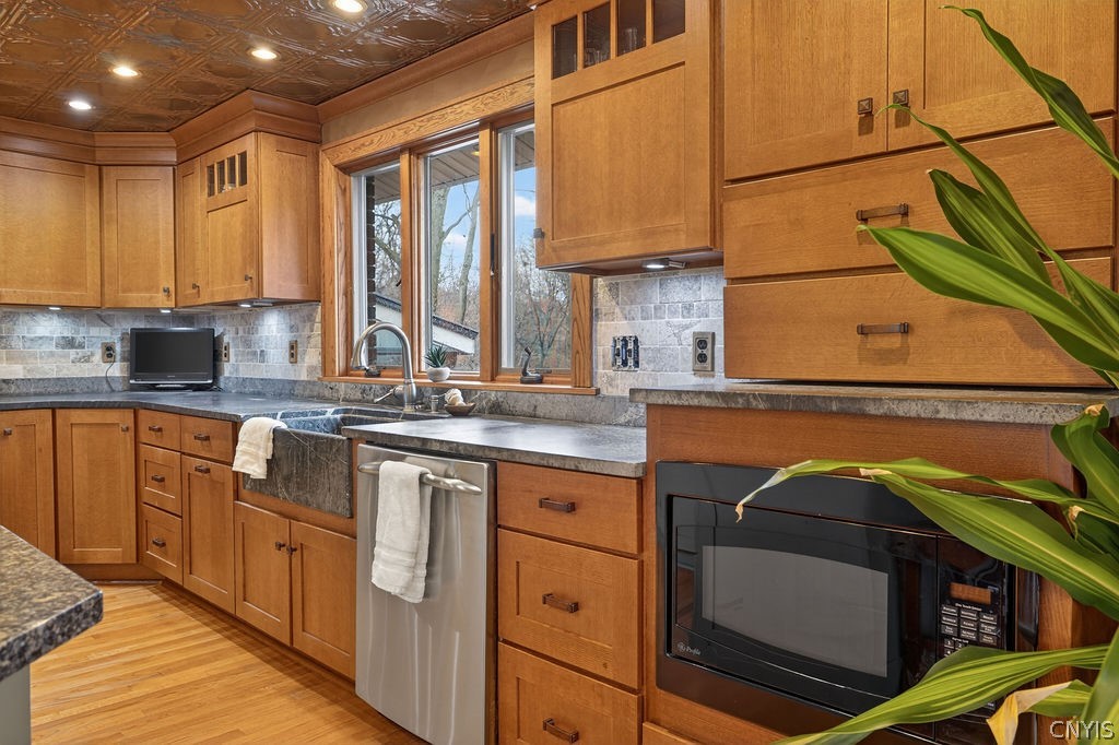 3582 Howlett Hill Road Onondaga, NY 13031 - Photo 17 of 47