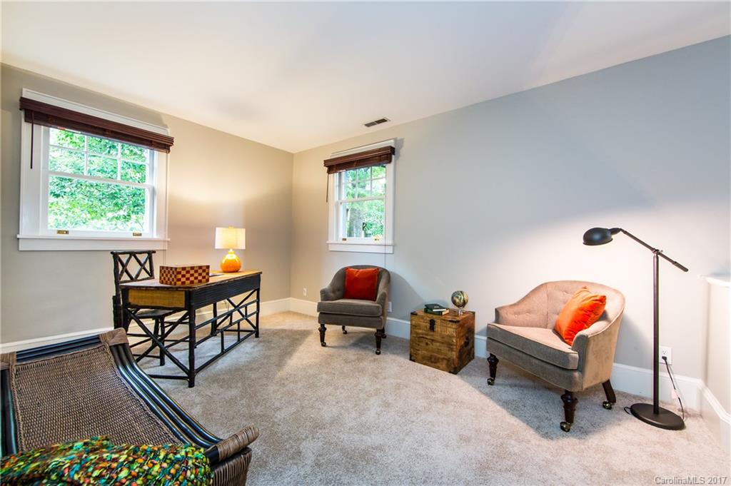 609 Queens Road, Unit B Charlotte, NC 28207 - Photo 12 of 24 Gallery Image 12