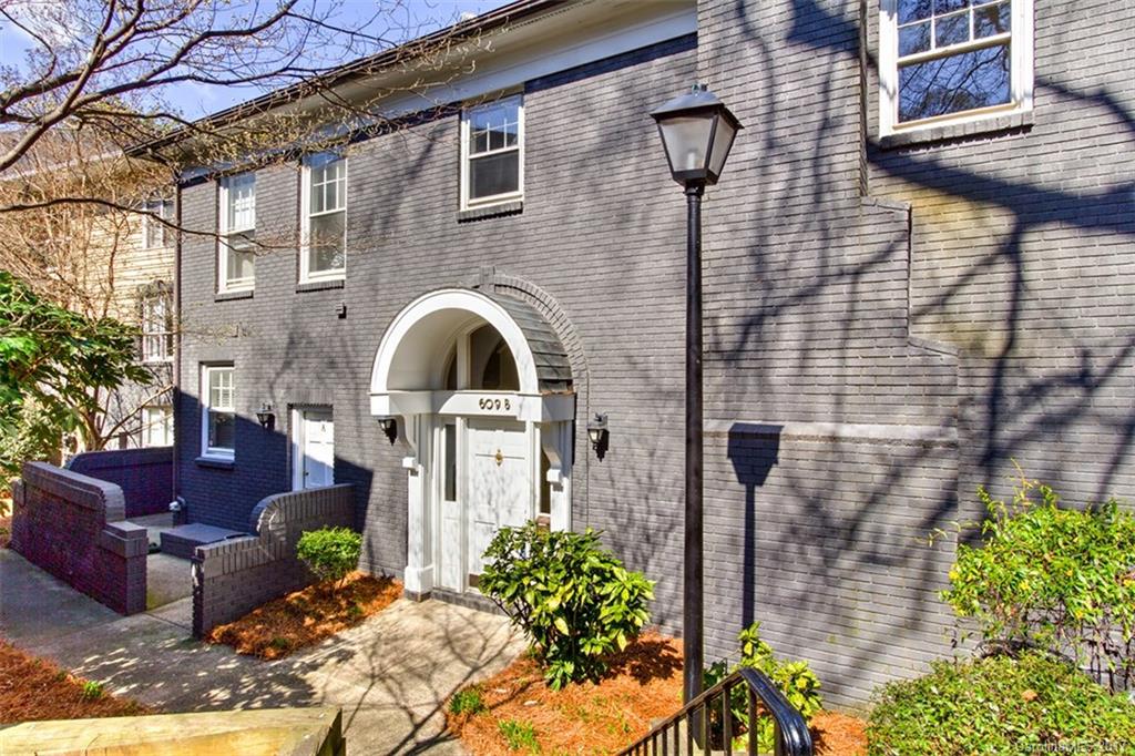609 Queens Road, Unit B Charlotte, NC 28207 - Photo 3 of 24 Gallery Image 3
