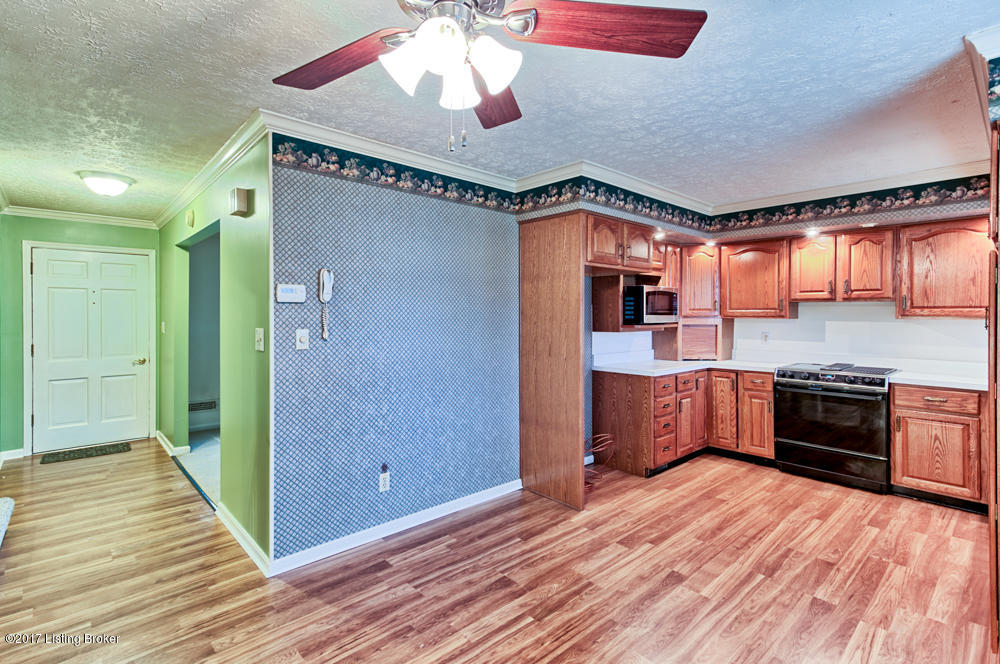 9340 Fairground Road Louisville, KY 40291 - Photo 8 of 29 9340-FGR-8