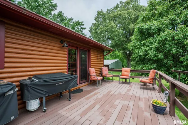 $339,000 | 285 Sally Holler Road, Harrisburg, IL 62946