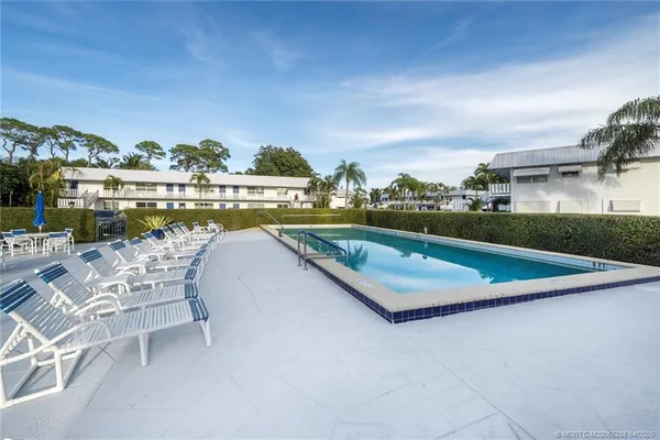 $1,750 | 2929 Southeast Ocean Boulevard, Unit 1132, Stuart, FL 34996