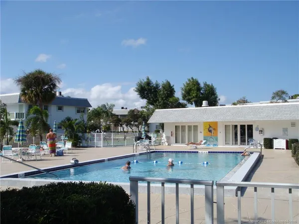 $1,750 | 2929 Southeast Ocean Boulevard, Unit 1132, Stuart, FL 34996