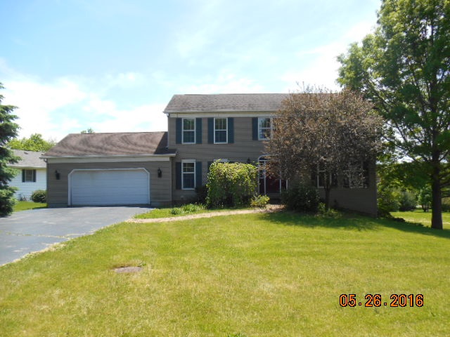 938 Lake Summerset Road Davis, IL 61019 - Photo 1 of 25 a house view with a sitting space