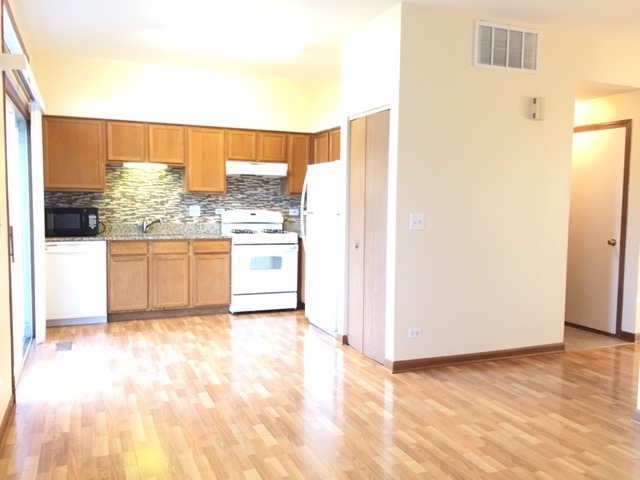 2728 Cedar Glade Road Naperville, IL 60564 - Photo 5 of 14