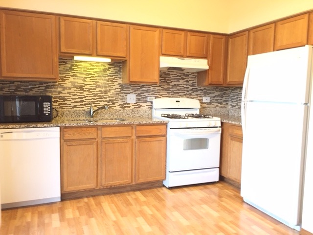 2728 Cedar Glade Road Naperville, IL 60564 - Photo 7 of 14