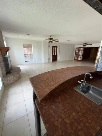 $2,650 | 1803 Tidwell Lane, Houston, TX 77093