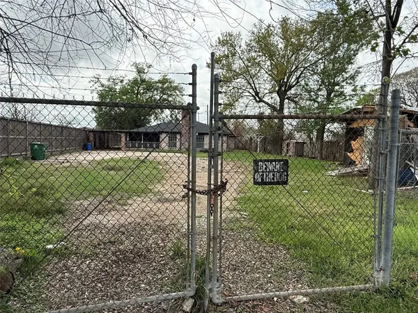 $2,650 | 1803 Tidwell Lane, Houston, TX 77093