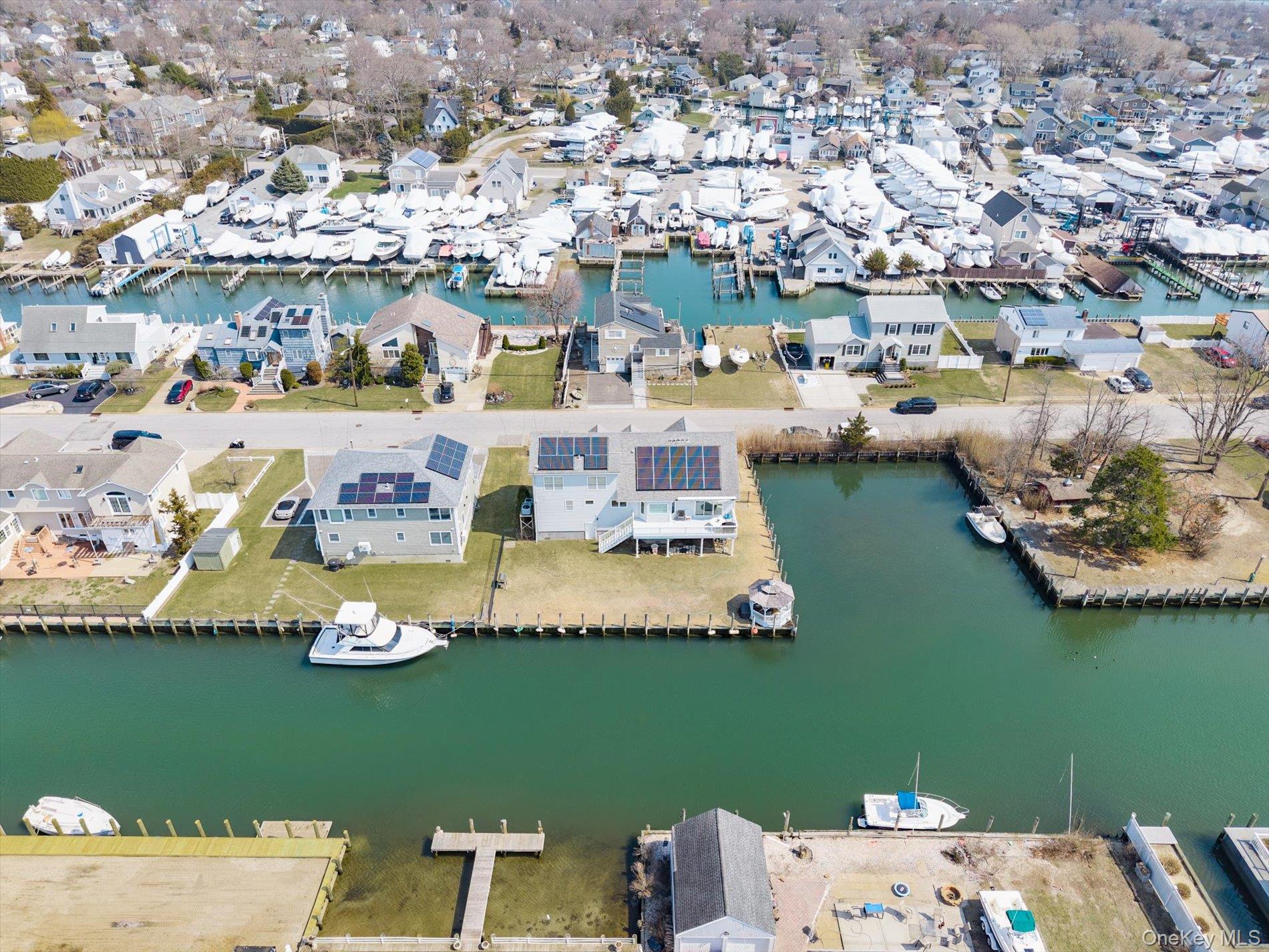 10 Delta Road Massapequa, NY 11758 - Photo 11 of 40