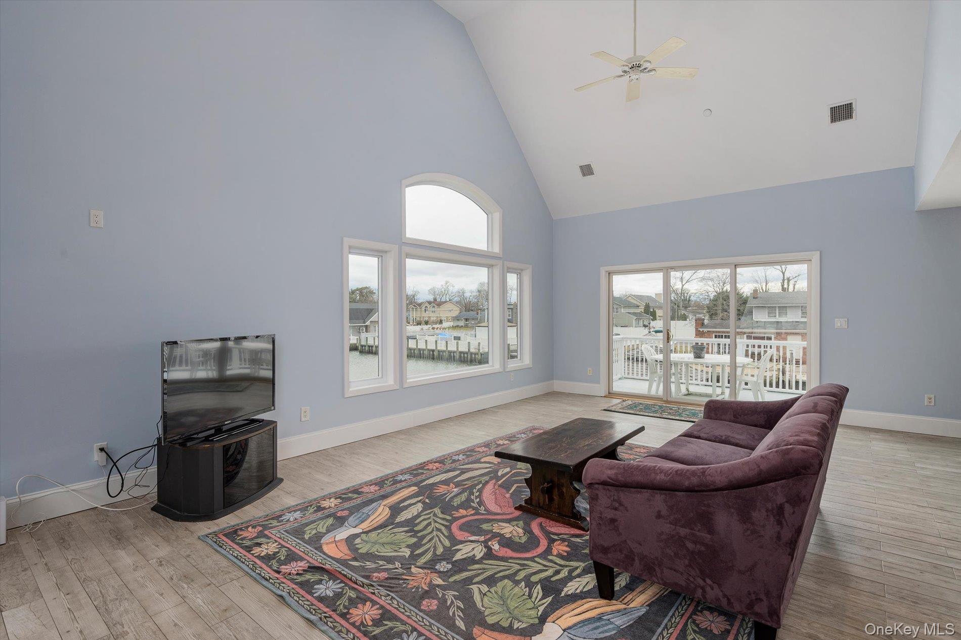 10 Delta Road Massapequa, NY 11758 - Photo 14 of 40