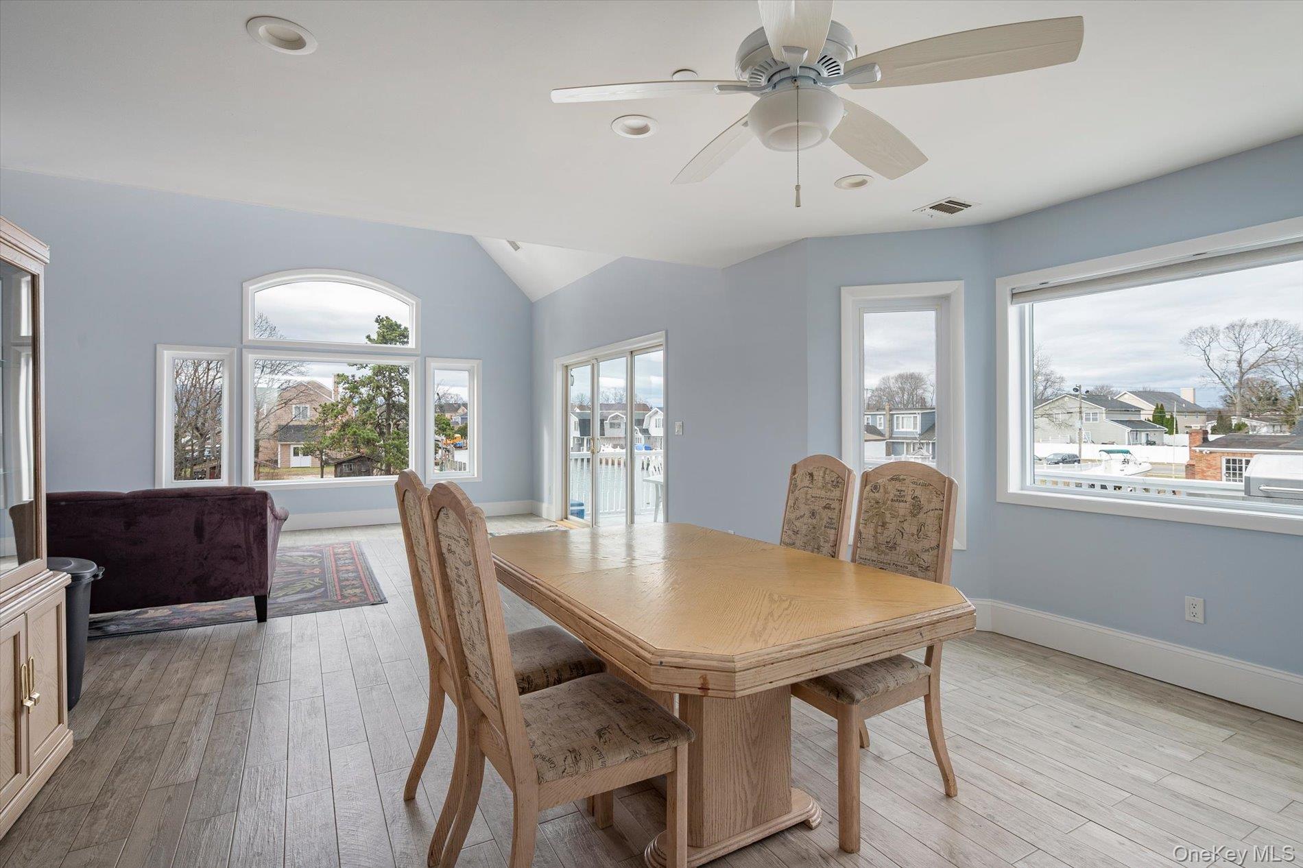 10 Delta Road Massapequa, NY 11758 - Photo 23 of 40