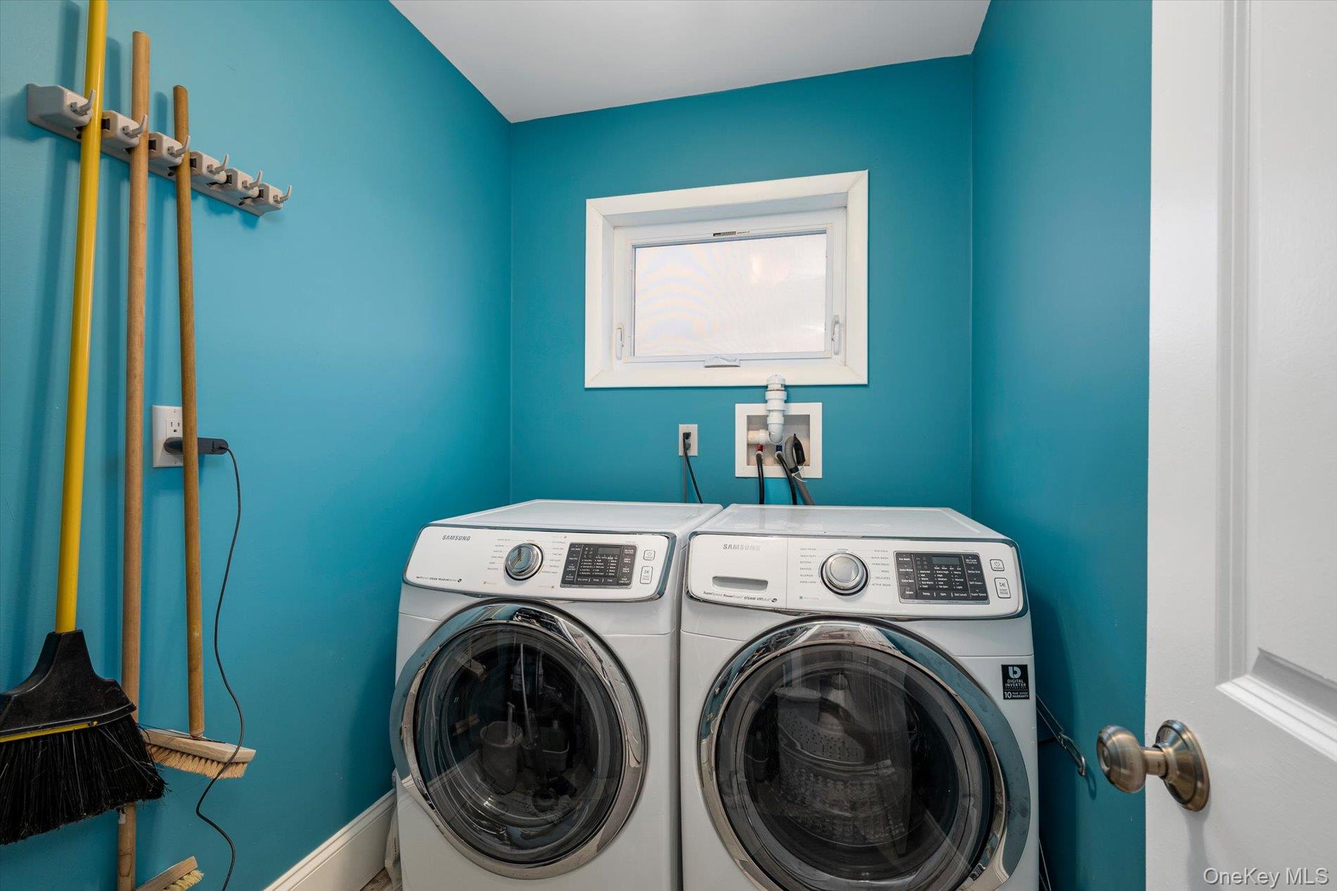 10 Delta Road Massapequa, NY 11758 - Photo 25 of 40