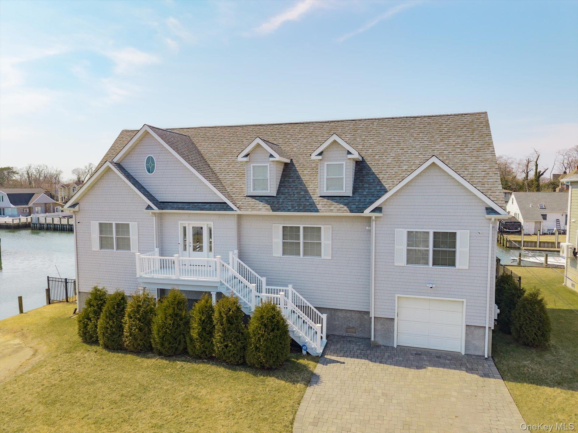10 Delta Road Massapequa, NY 11758 - Photo 4 of 40
