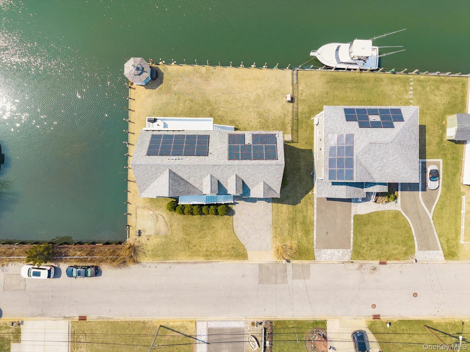 10 Delta Road Massapequa, NY 11758 - Photo 9 of 40