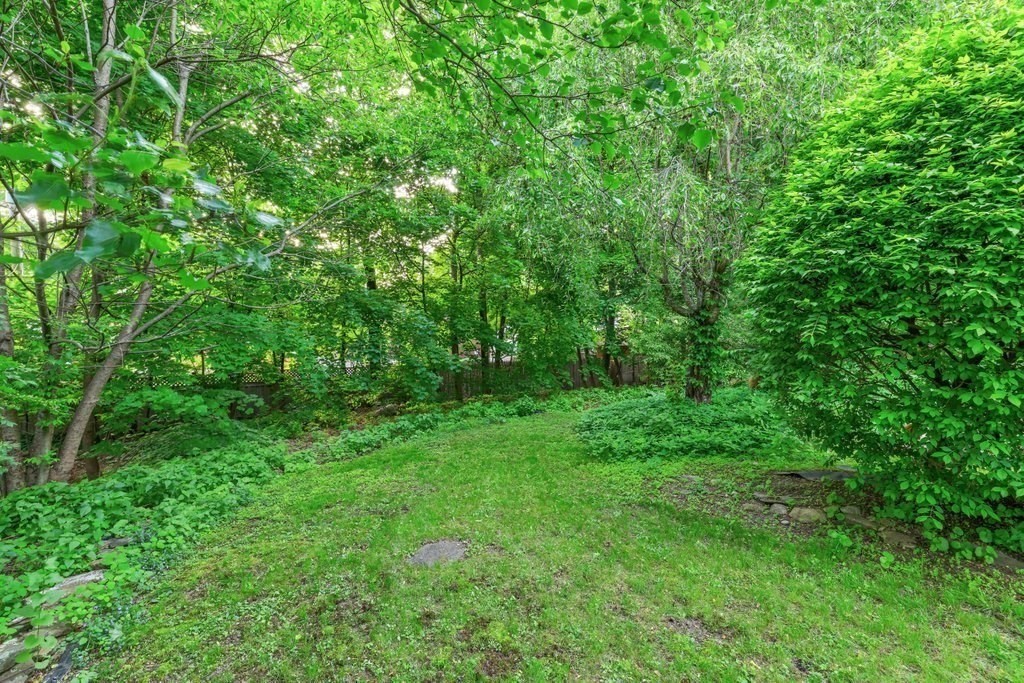 55 Kinnicutt Road Worcester, MA 01602 - Photo 29 of 30 Gallery Image 29
