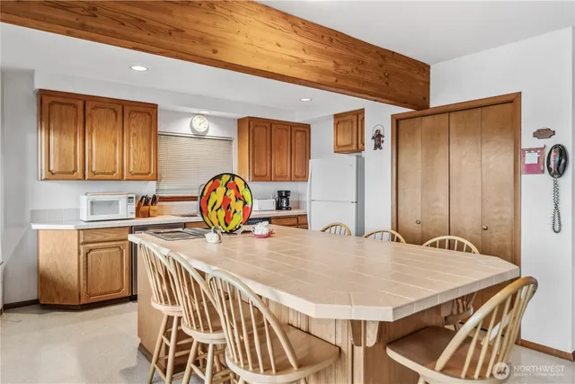 $1,208,800 | 160 Wildwood Shores, Brinnon, WA 98320