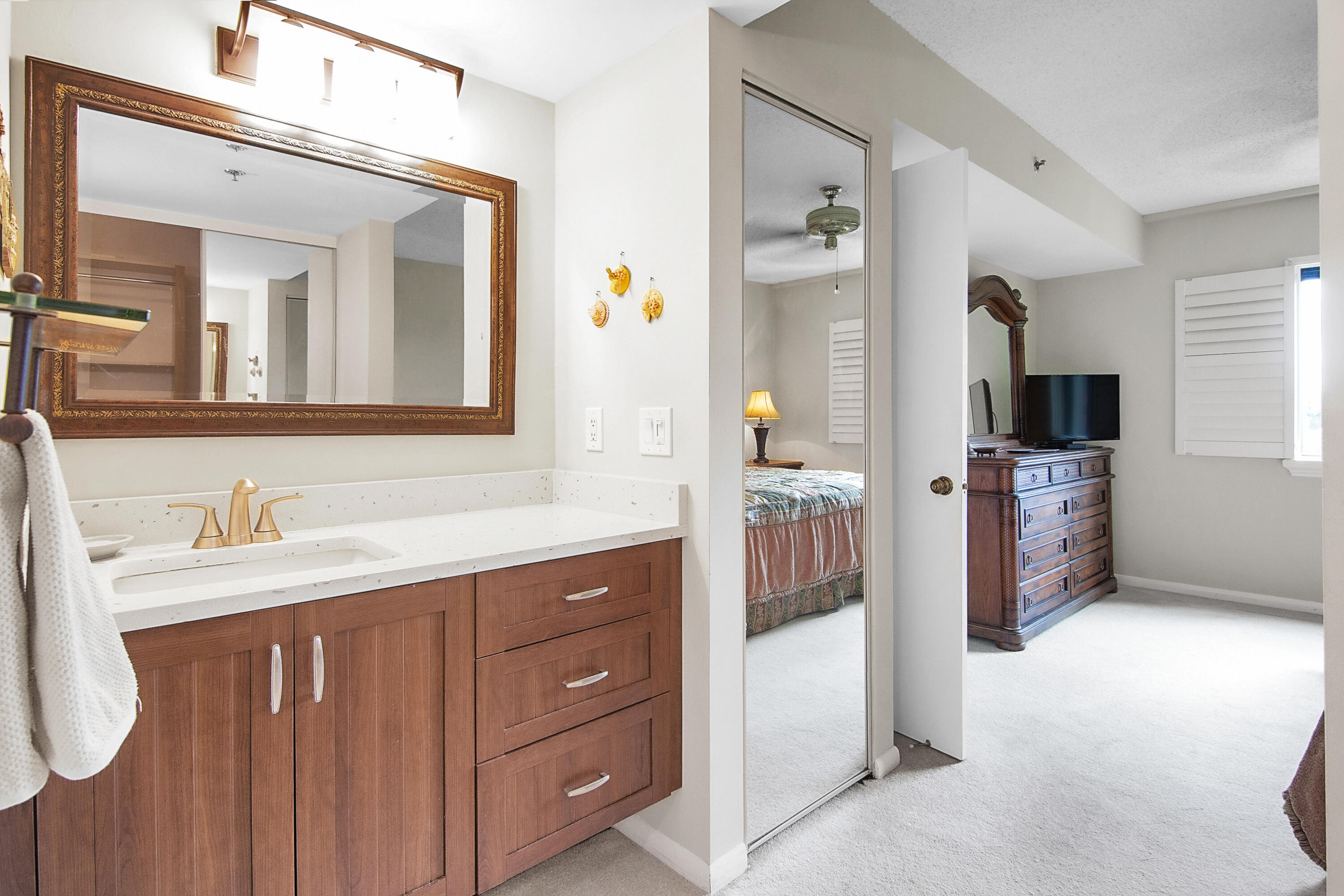 301 Ocean Bluffs Boulevard, Unit 102 Jupiter, FL 33477 - Photo 12 of 22 301 Ocean Bluffs Blv_102_013