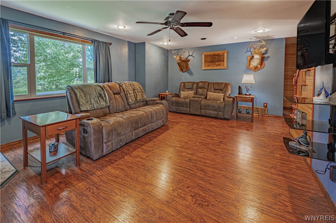 9273 Foote Road Royalton, NY 14001 - Photo 9 of 48