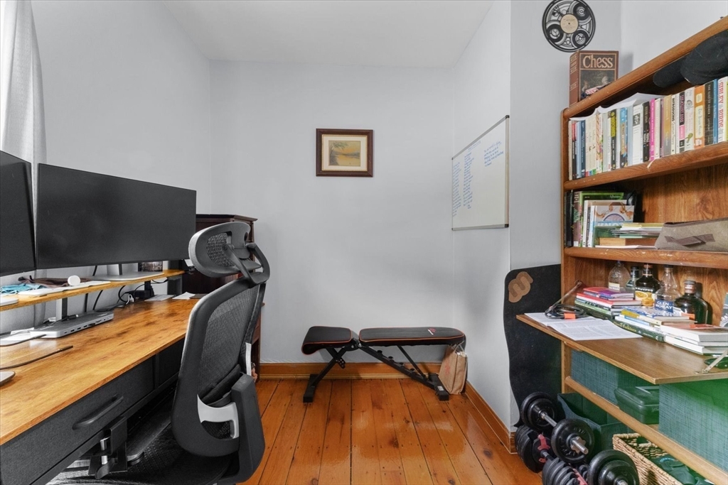 15 Steele Street Worcester, MA 01607 - Photo 10 of 42 Gallery Image 10