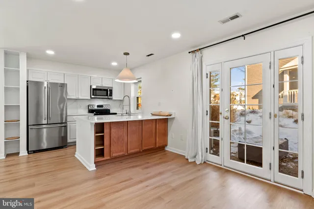 $3,000 | 9 Edgewood Green Court, Annapolis, MD 21403