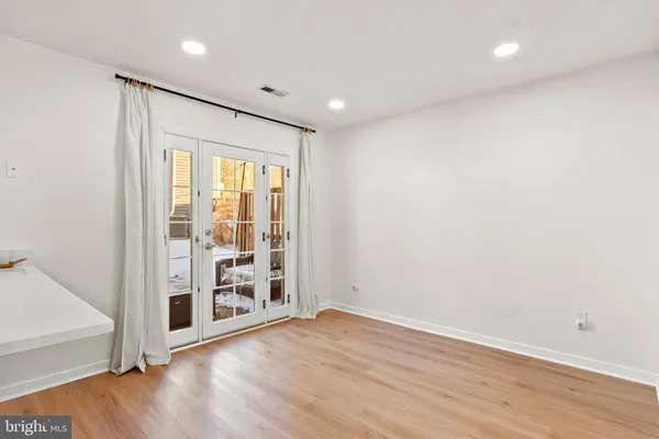 $2,800 | 9 Edgewood Green Court, Annapolis, MD 21403